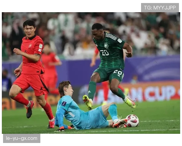 金玟哉转会风波再起波澜，沙特豪门兴趣浓厚引关注