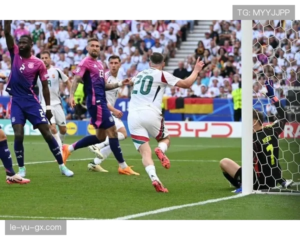 英格兰提前出线 C组晋级悬念留至末轮