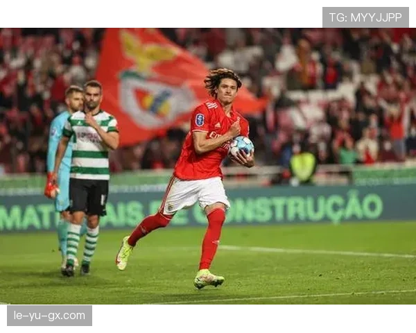 巴萨淘汰赛强势突围，精彩表现锁定下一轮席位