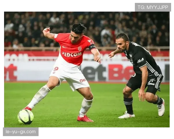 摩纳哥球员关键战闪耀，球队状态回升再创佳绩