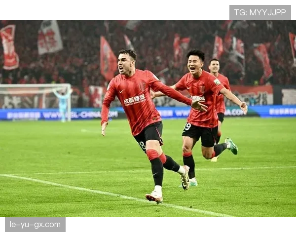 佩德里2025赛季表现稳健，持续助力球队冲击冠军梦想