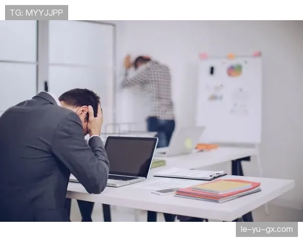 伊尼戈·马丁内斯在绿茵场上表现稳定，延续职业生涯的竞争力